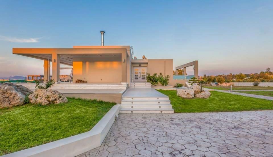 Fotaki Villa *